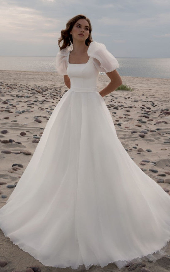 Beach Modest Simple Puff Short Sleeves Wedding Dress Princess Minimalist A-Line Tulle Satin Bridal Gown with Train Beach Modest Simple Puff Short Sleeves Wedding Dress Princess Minimalist A-Line Tulle Satin Bridal Gown with Train