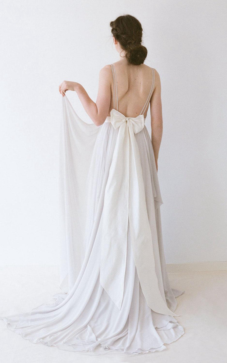 V-Neck Sleeveless Pleated Chiffon Dress With Back Bow-ET_711204   DorrisDress