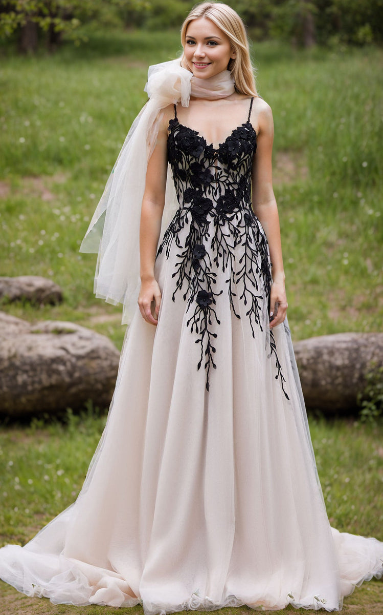 white wedding dress black lace FELIANA DRESS Woman black