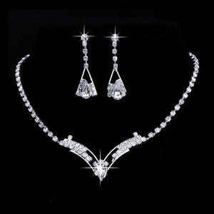 Luxury Silver Plated Alloy Women Trendy Triangle Pendant Rhinestone Necklace Earrings Set