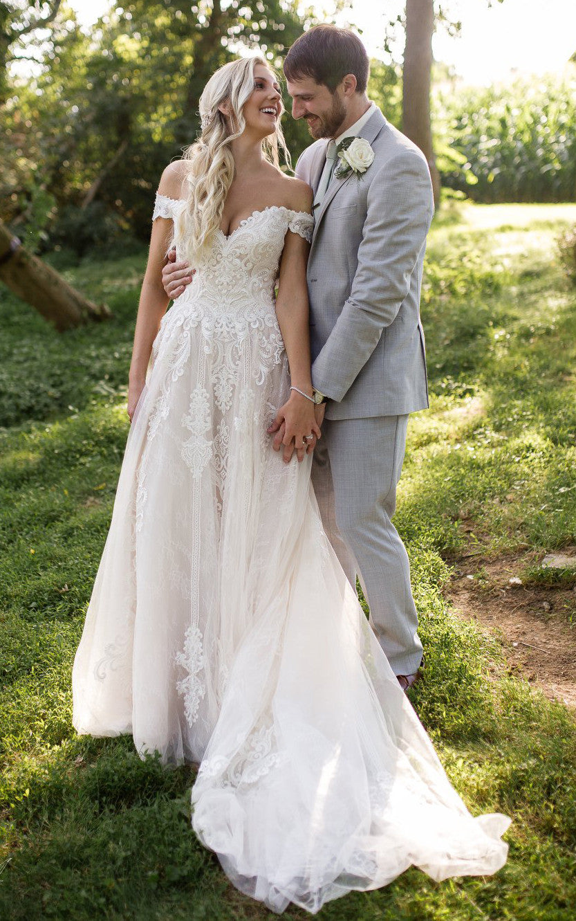 Sexy Elegant A-Line Boho Off-the-Shoulder Wedding Dress with Lace Appl DorrisDress Sexy Elegant A-Line Boho Off-the-Shoulder Wedding Dress with Lace Appl DorrisDress
