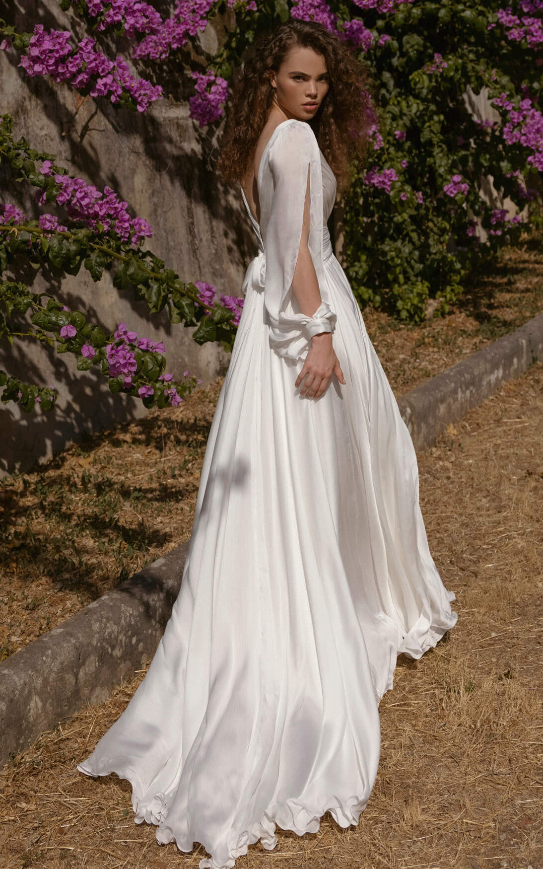 Simple Casual A-Line Petal Long Sleeve Wedding Dress Flowy Unique V-Ne DorrisDress Simple Casual A-Line Petal Long Sleeve Wedding Dress Flowy Unique V-Ne DorrisDress