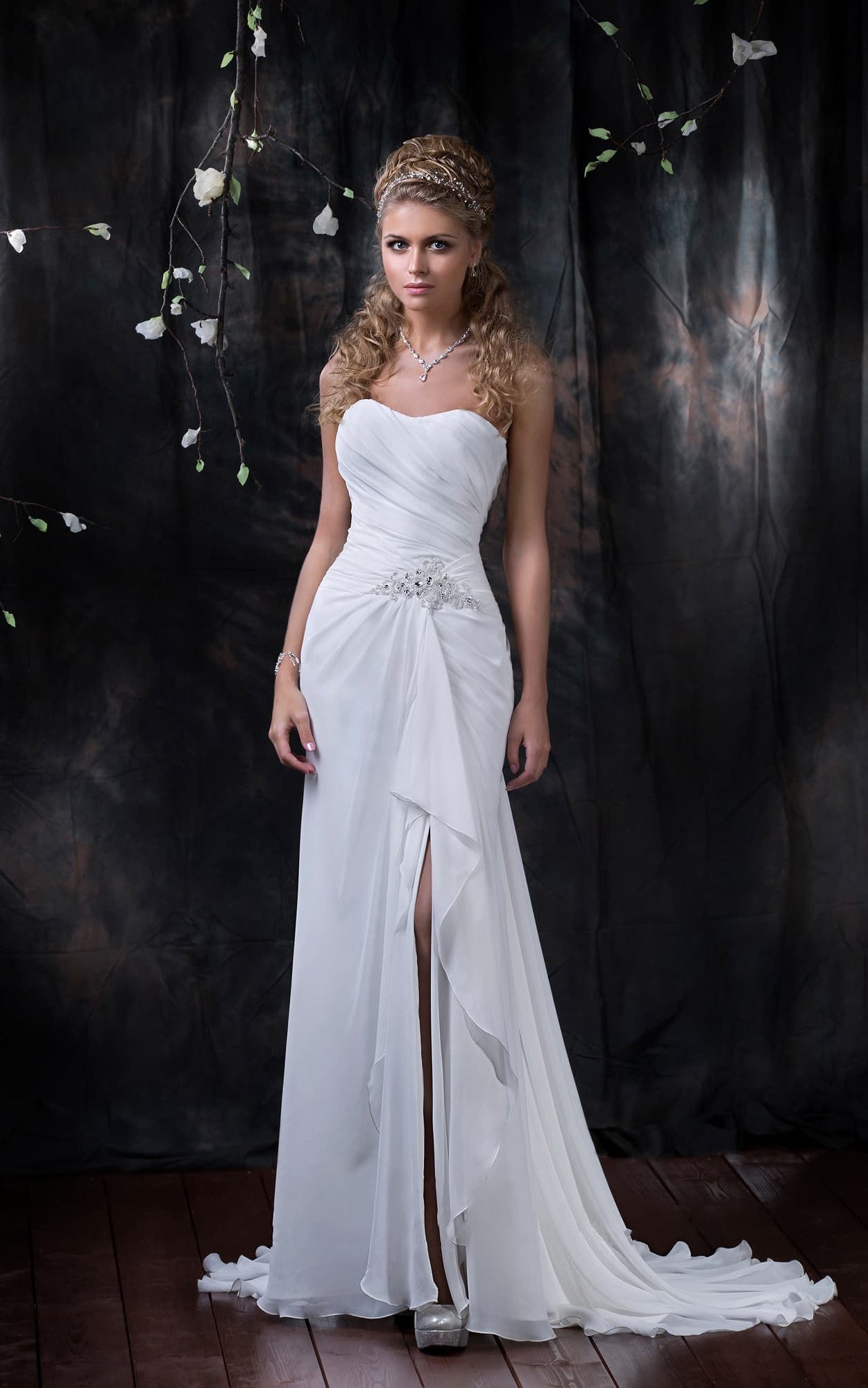 Vintage Elegant Sweetheart Strapless Chiffon Satin Wedding Dress Modes DorrisDress Vintage Elegant Sweetheart Strapless Chiffon Satin Wedding Dress Modes DorrisDress