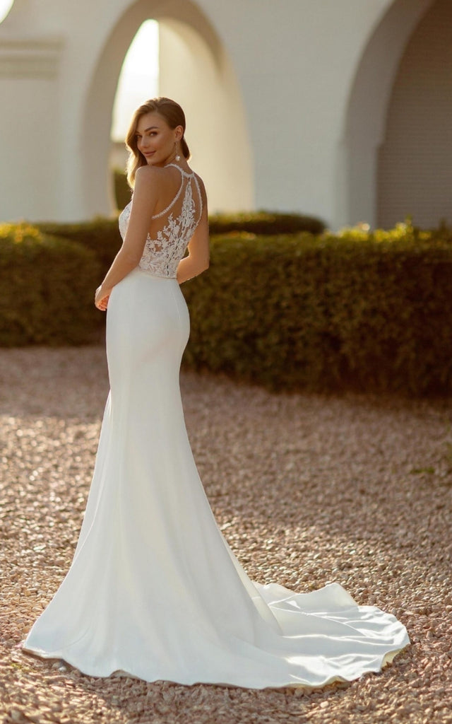 Floral Beach Mermaid Lace Halter Neckline Wedding Dress Bohemian Moder DorrisDress Floral Beach Mermaid Lace Halter Neckline Wedding Dress Bohemian Moder DorrisDress