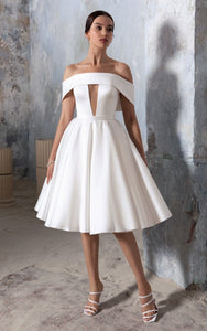 Sexy Elegant Short A-Line Off-the-Shoulder Satin Wedding Dress Modern Midi Knee-Length Bridal Gown with Ruffles