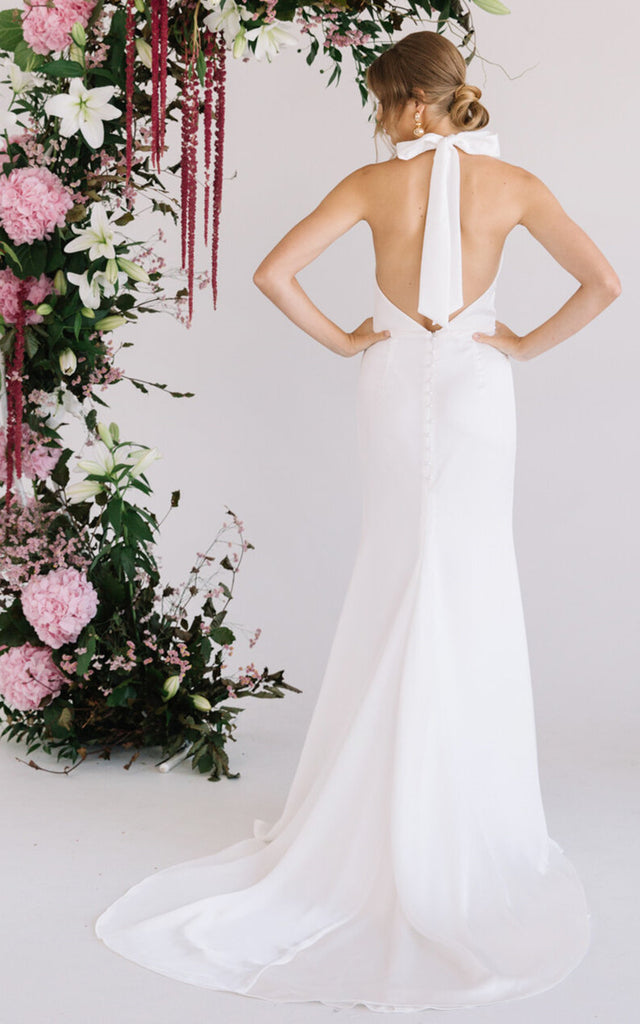 Modest Simple Sheath Satin Wedding Dress Sexy Garden Beach Sleeveless DorrisDress Modest Simple Sheath Satin Wedding Dress Sexy Garden Beach Sleeveless DorrisDress