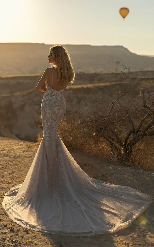 Elopement Floral Boho Mermaid Lace Fitted Wedding Dress Sexy Beach For DorrisDress Elopement Floral Boho Mermaid Lace Fitted Wedding Dress Sexy Beach For DorrisDress