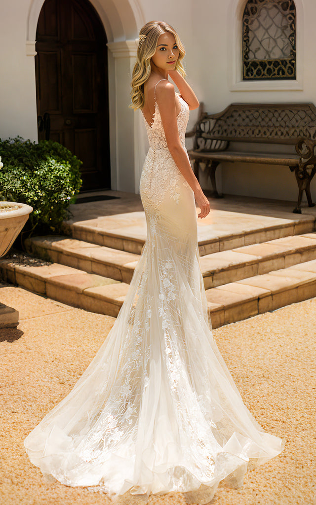 Floral Beach Mermaid Boho Lace V-Neck Wedding Dress Whimsical Sexy Low DorrisDress Floral Beach Mermaid Boho Lace V-Neck Wedding Dress Whimsical Sexy Low DorrisDress