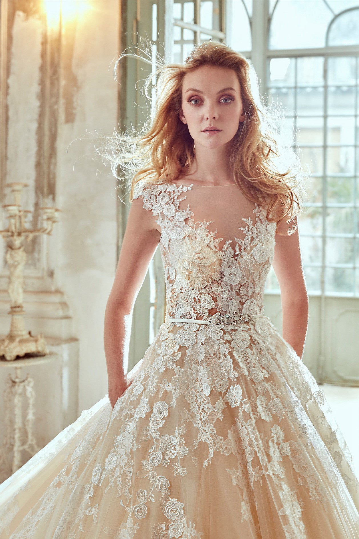 V-Neck A-Line Wedding Dress With Floral Lace Appliques and Pleated Tulle  Skirt-MK_701464