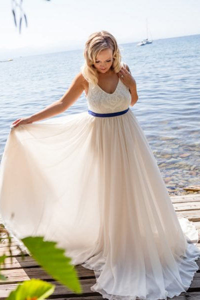 Beach V-neck Sleeveless Pleated Ruffled Maternity Wedding Dress-715519