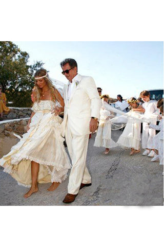 Spaghetti A-Line Sexy Sleeveless Floor-Length Tiers Lace Backless Beach Wedding Dress