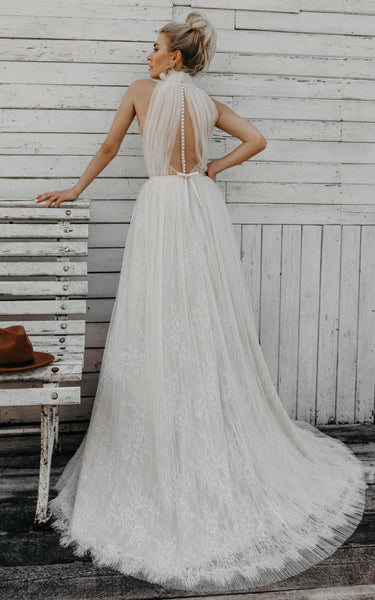 Simple Sleeveless A-Line Tulle Wedding Dress With Halter Neckline And Button Back 
