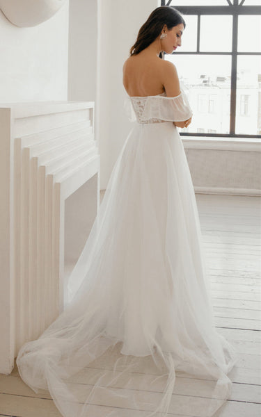 Sexy A Line Tulle Sweetheart Sweep Train Wedding Dress with Split Front