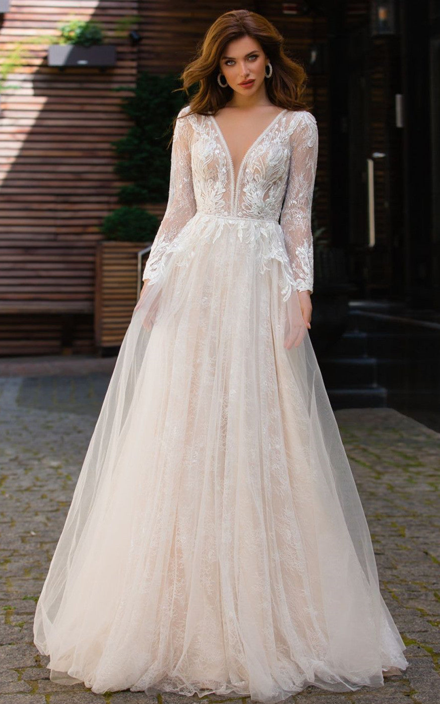 Long Sleeved A Line Plunging Neckline Tulle Wedding Dress with Appliqu DorrisDress Long Sleeved A Line Plunging Neckline Tulle Wedding Dress with Appliqu DorrisDress