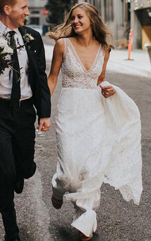 Sexy V-neck Lace Sheath Floor-length Chapel Train Sleeveless Wedding Dress