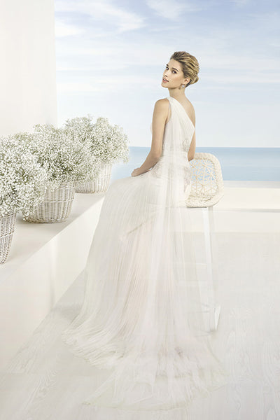 Long One-Shoulder Appliqued Tulle Wedding Dress With Pleats