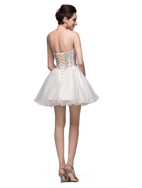 Glamorous Sweetheart Crystal Short Homecoming Dress 2018 Tulle