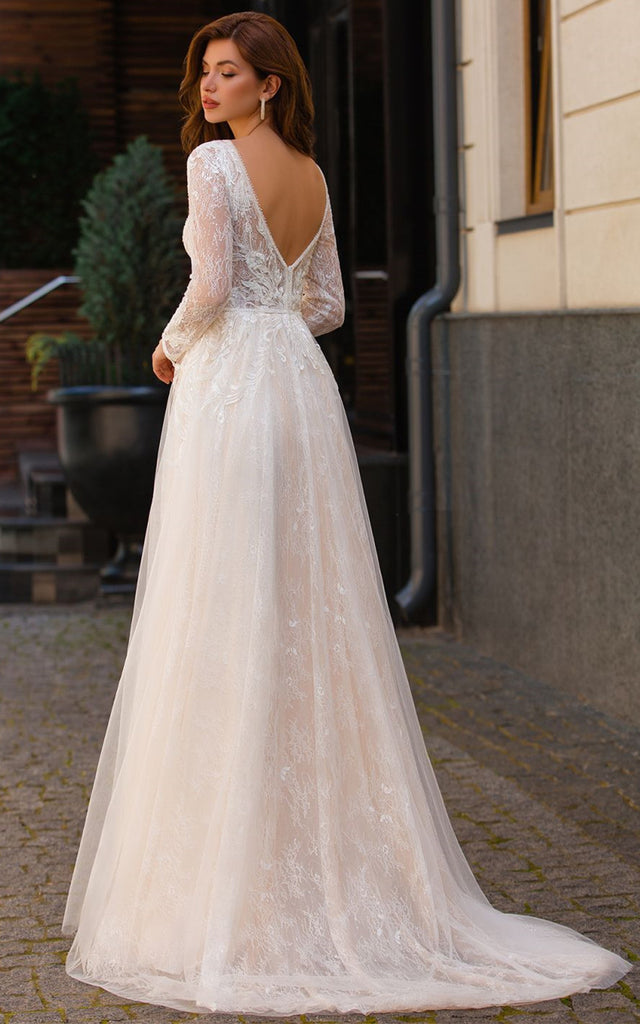 Long Sleeved A Line Plunging Neckline Tulle Wedding Dress with Appliqu DorrisDress Long Sleeved A Line Plunging Neckline Tulle Wedding Dress with Appliqu DorrisDress