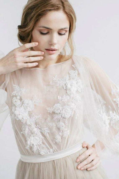 {DorrisDress}{Wedding Dress}-{715161}-top with lace applique