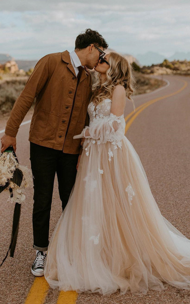 Bohemian A Line Sweetheart Tulle Sweep Train Wedding Dress with Appliq DorrisDress Bohemian A Line Sweetheart Tulle Sweep Train Wedding Dress with Appliq DorrisDress