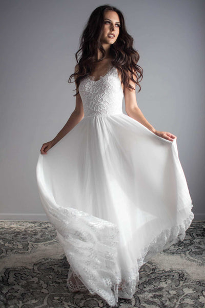 Spaghetti Strap Chiffon Lace Wedding Dress-715282