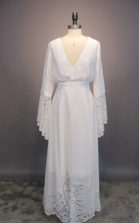 Simple Bohemian Long Sleeves Deep V Neck Hippie Beach Wedding Gown-Z71 –  DorrisDress