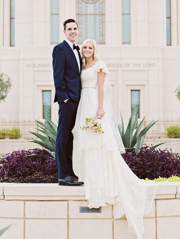 Wedding Dress Short Modest Dresses Flowy Beach Short Sleeves Beaded Belt Temple Chiffon Modest Wedding Dress Short Modest Dresses Flowy Beach Short Sleeves Beaded Belt Temple Chiffon Modest