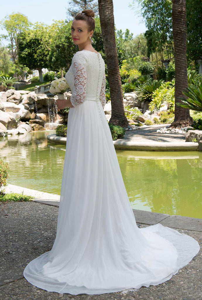 Informal Modest Beach Scoop Neck Lace Chiffon Wedding Dress With 3-4 S – DorrisDress