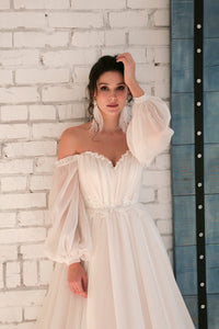 Appliqued Elegant Chiffon Sweetheart Wedding Dress With Long Off-Shoulder Sleeves-715641