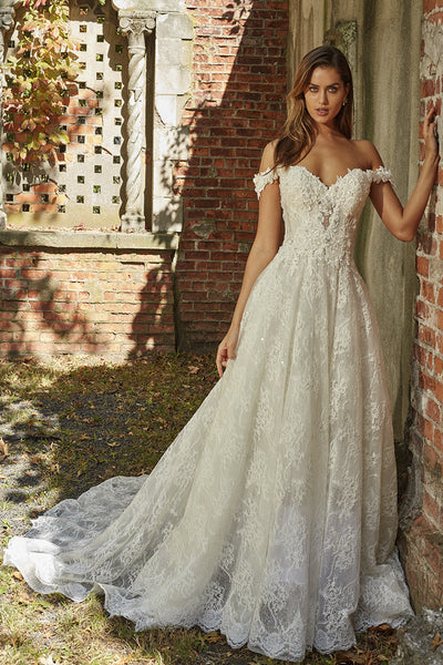 Adorable Sweetheart Off-the-shoulder A-line Wedding Gown With Lace Appliques And Open Back