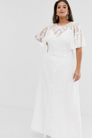 Ethereal Chiffon and Tulle Sheath Bridal Gown with Appliques