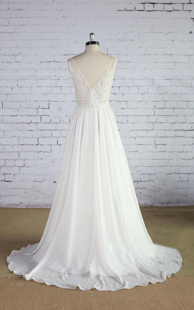 Chiffon Sleeveless Scoop Neck A-Line Dress With Lace Bodice and Low-V Back