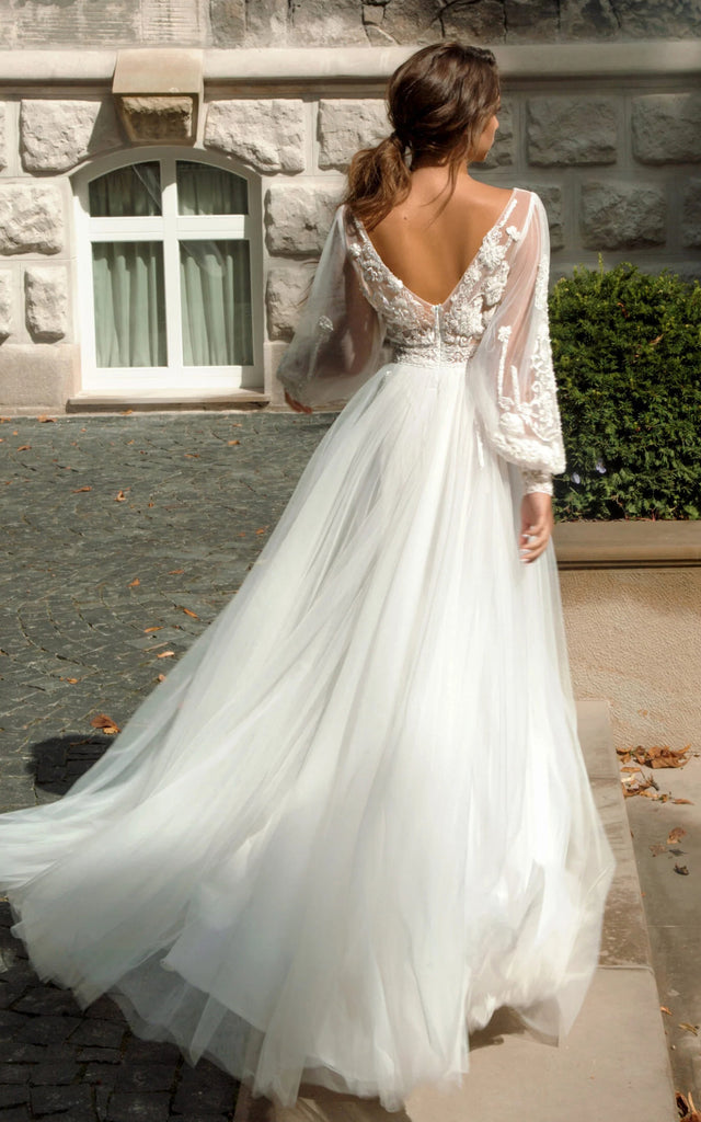 Bohemian A-Line Lace Wedding Dress V-neck Zipper Back Flowy Classy Bea