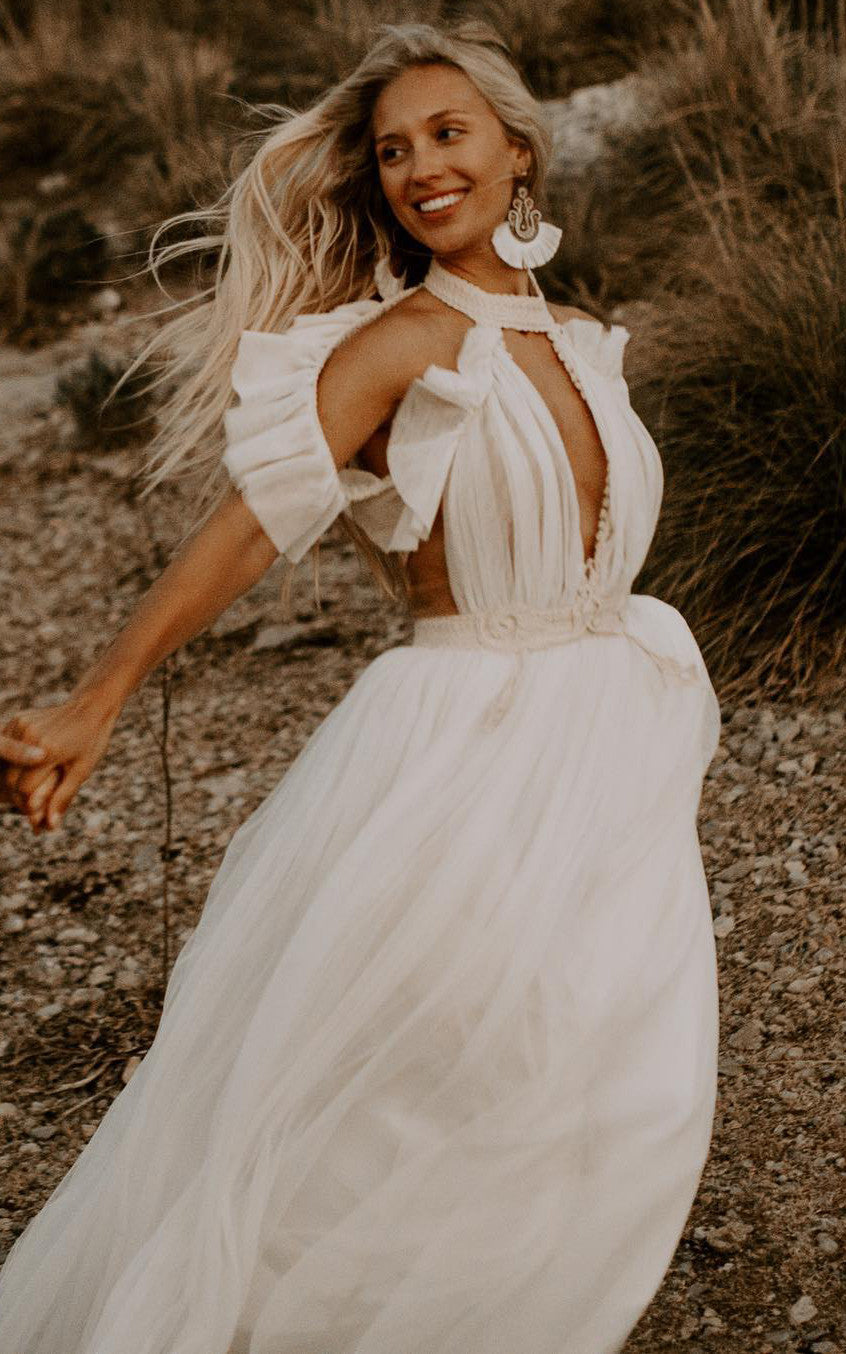 Grecian A-Line Off-the-shoulder Tulle Wedding Dress With Halter Neckli –  DorrisDress