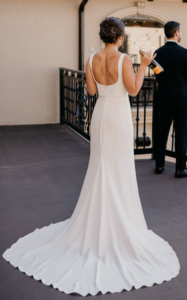 Elegant A-Line Satin Wedding Dress With Square Neckline And Court Train