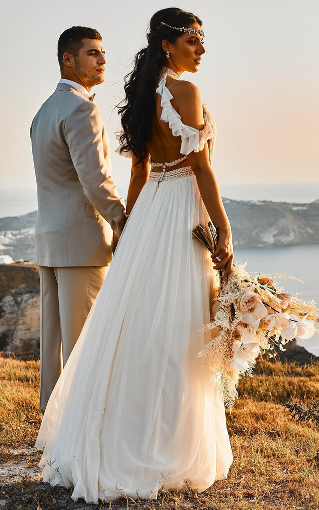 Grecian A-Line Off-the-shoulder Tulle Wedding Dress With Halter Neckli DorrisDress Grecian A-Line Off-the-shoulder Tulle Wedding Dress With Halter Neckli DorrisDress