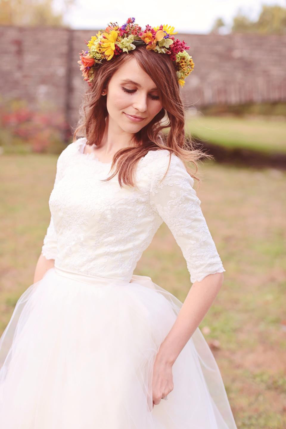 Modest Simple Scoop Lace Tulle Wedding Dress with Elbow Sleeves-715368 – DorrisDress