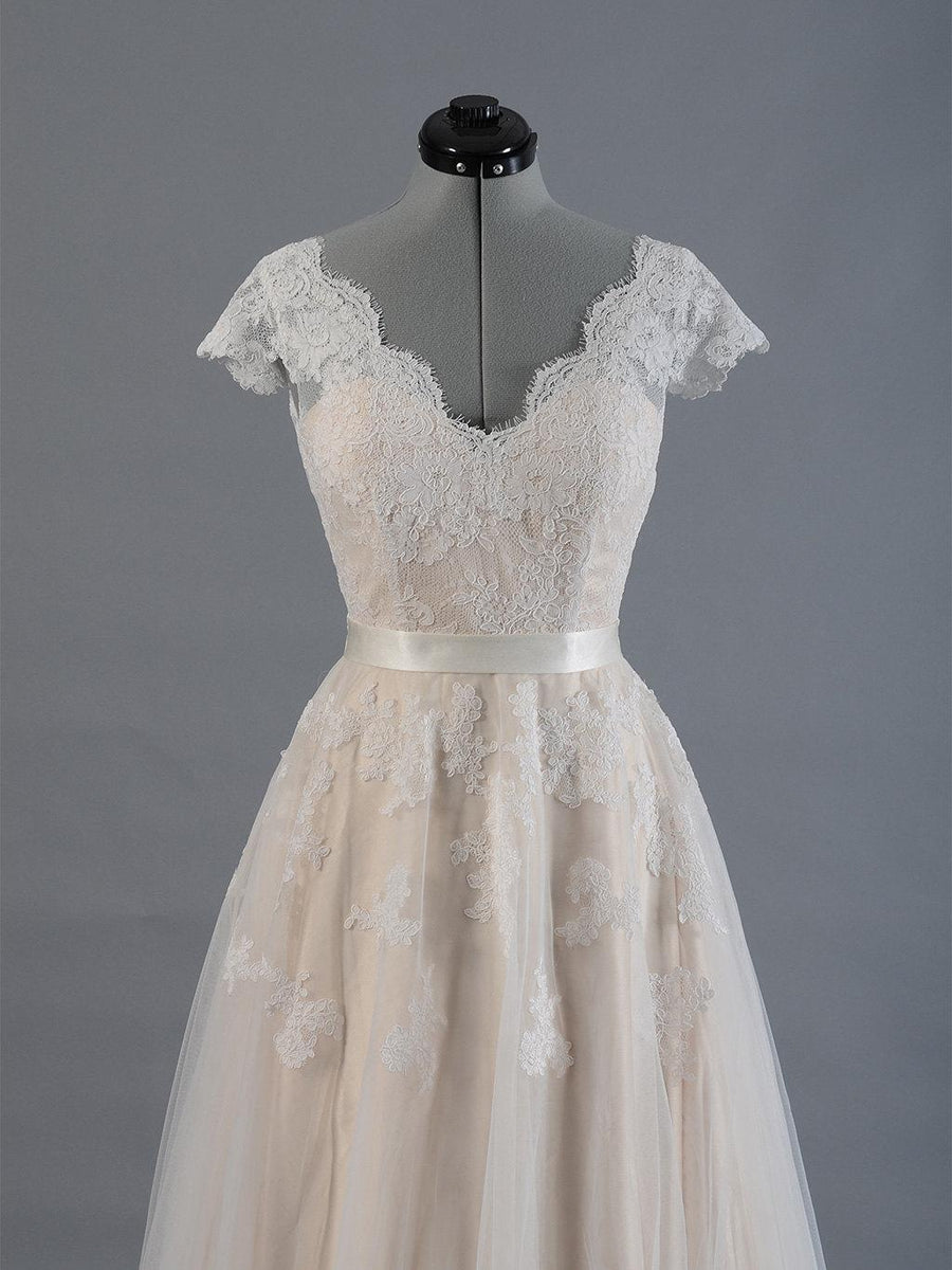 Cap Sleeve V-neck Lace Embellished Top A-Line Formal Dress Tahiti main image 1