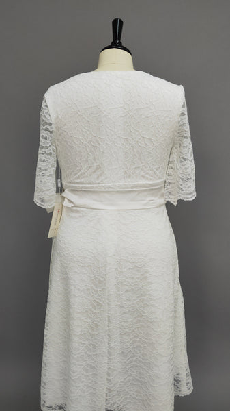 Short Sleeve Scalloped-Edge V-neck Knee-length Lace Dress With Satin Sash-HT_708571