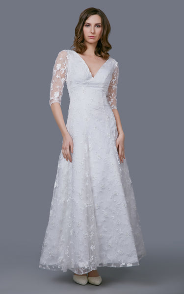 Vintage Long Lace Sleeve V-neck A-line Lace Gown With Pleats-ZP_706282