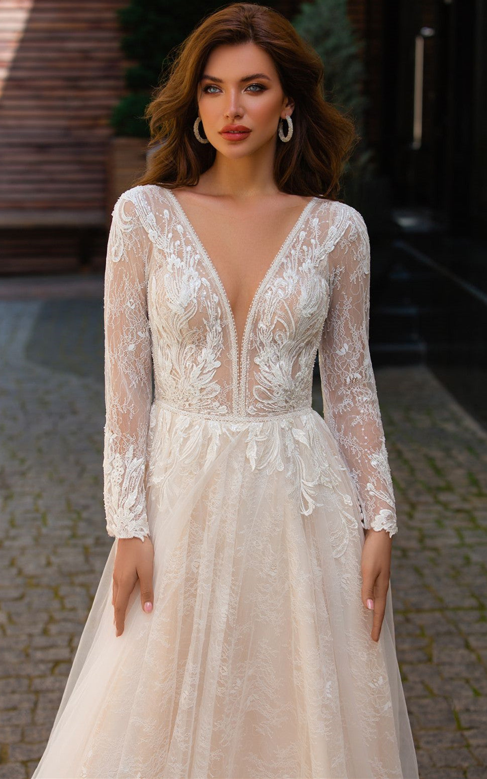 Long Sleeved A Line Plunging Neckline Tulle Wedding Dress with Appliqu DorrisDress Long Sleeved A Line Plunging Neckline Tulle Wedding Dress with Appliqu DorrisDress
