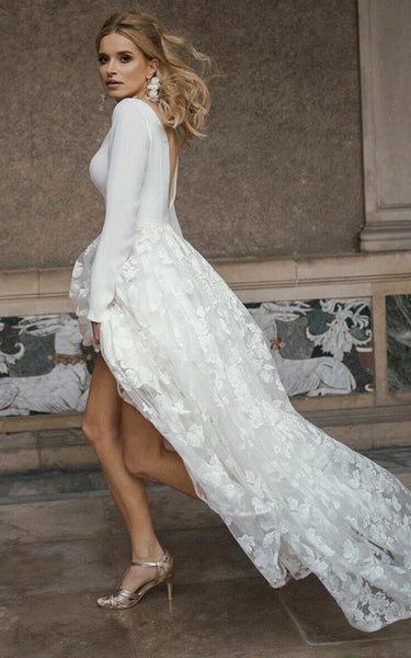 Lace A-Line Beach Wedding Dress V-neck Appliques Elegant Classy 2023 Women