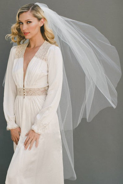Western Style Double-layer Bride Wedding Veil Soft Tulle Combed Veil