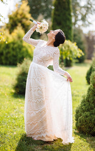 A-Line Lace Vintage Wedding Dress With Bateau Neckline And Long Sleeve