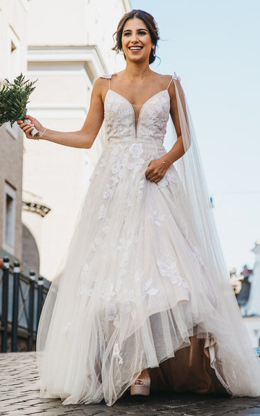 Bohemian A Line Spaghetti Lace and Tulle Wedding Dress with Appliques