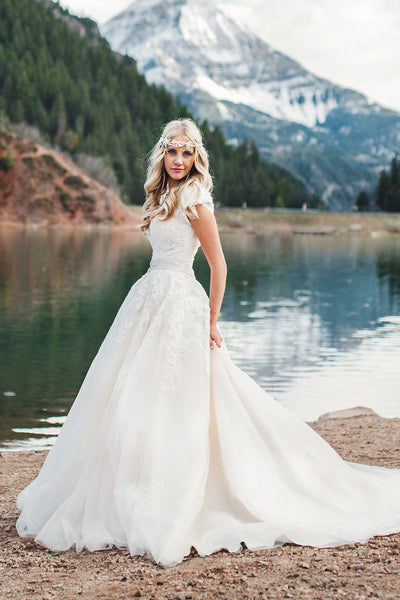 Romantic Queen Anne Ballgown Cap Sleeve Wedding Dress With Lace Appliques