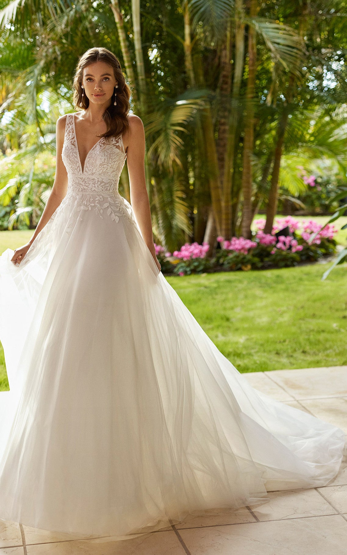 A-Line Elegant V-neck Lace Wedding Dress With Deep-V Back And Appliques