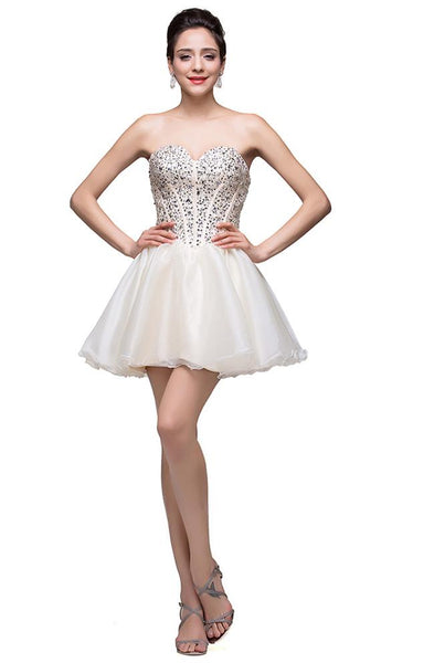 Glamorous Sweetheart Crystal Short Homecoming Dress 2018 Tulle