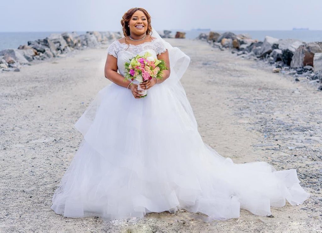 Gorgeous Plus Size Wedding Dresses 2018 Summer Lace Cap Sleeves A Line DorrisDress Gorgeous Plus Size Wedding Dresses 2018 Summer Lace Cap Sleeves A Line DorrisDress