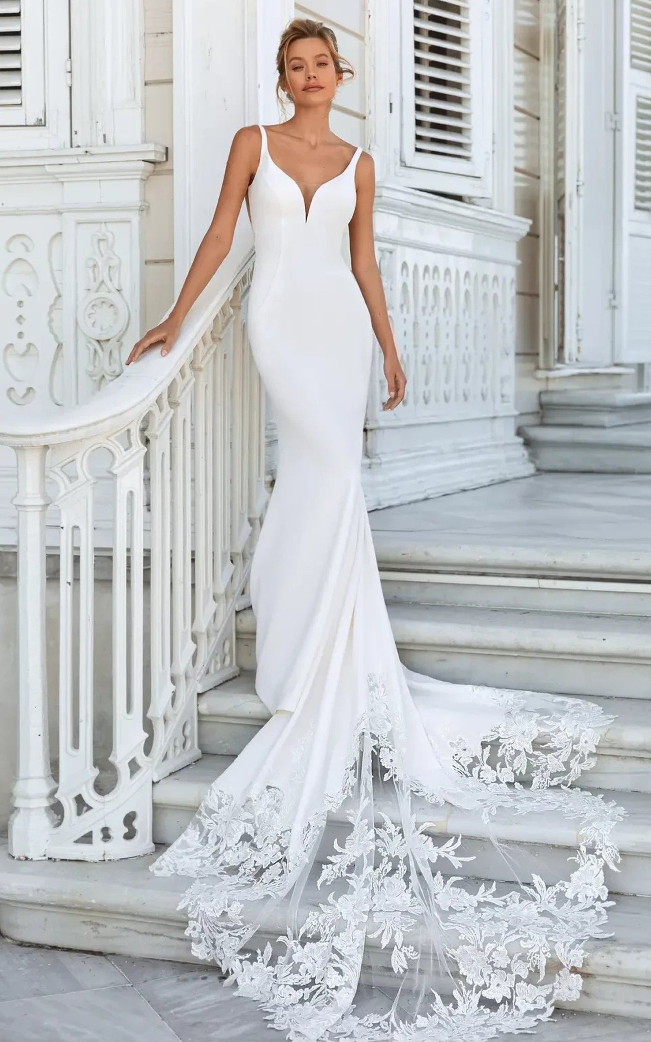 Gorgeous Mermaid Plunging V-neck Chiffon Wedding Dress with Appliques- DorrisDress Gorgeous Mermaid Plunging V-neck Chiffon Wedding Dress with Appliques- DorrisDress
